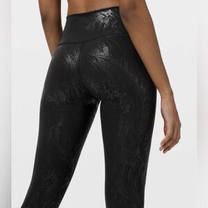 Lululemon Wunder Under High Rise Tight 25" Black Foil Shine Light Support Size 4